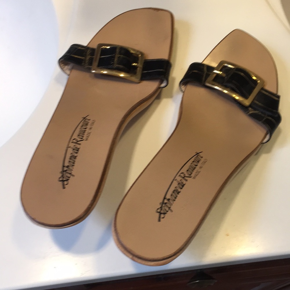 Stephane de Ranucourt wooden kitten heel sandals-NFS a so not buy